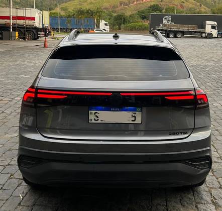 VOLKSWAGEN NIVUS 1.0 200 TSI TOTAL FLEX COMFORTLINE AUTOMÁTICO
